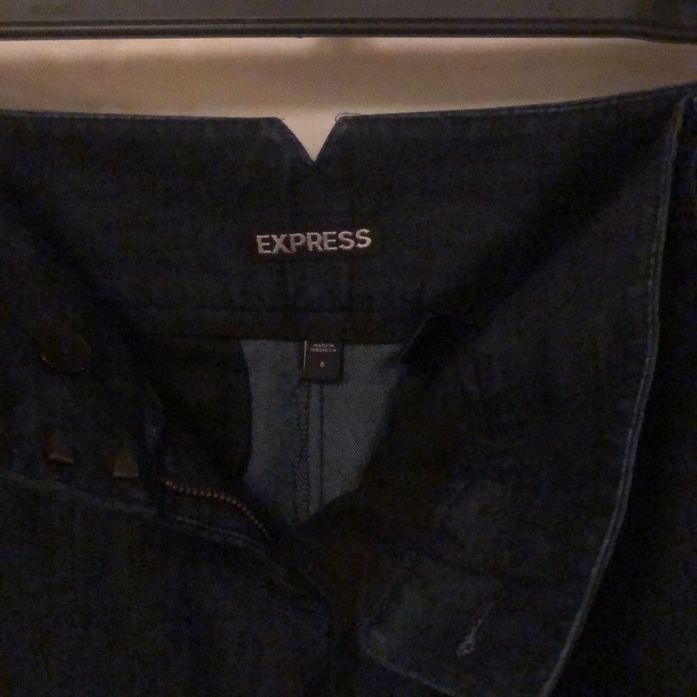 Express Pants - Picture 6 of 7